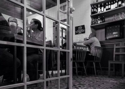 House of Burger à Séville un nouveau restaurant redécoré par MisterWils ! Architecture d'intérieur, vintage, furniture for free souls