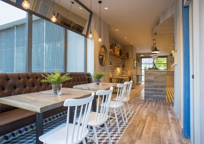 Prandium Caffe : réalisé par 4Cadires, aménagé par MisterWils ! Architecure d'intérieur, décoration, vintage, furniture for free souls