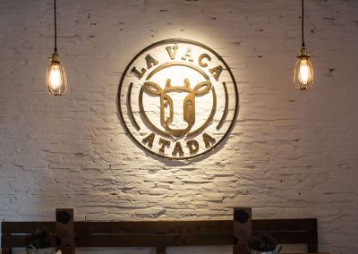 La Vaca Atada, une nouvelle réalisation MisterWils dans le centre de Cadix, architecture d'intérieur, décoration, vintage