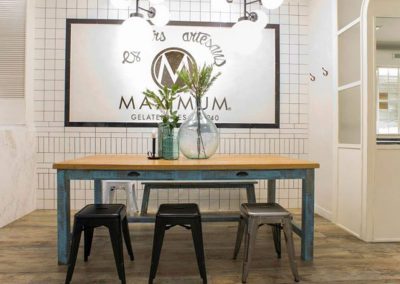 Nouvel établissement de la chaîne Gelats Maximum, nouveau projet pour 4 Cadires, avec MisterWils, architecture d'intérieur, décoration, vintage