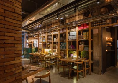 Torres et Garcia, nouveau restaurant décoré par Persevera Producciones, avec MisterWils, architecture d'intérieur, furniture for free souls