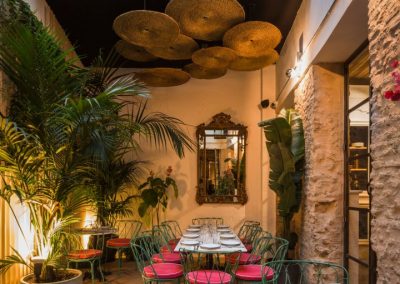 Torres et Garcia, nouveau restaurant décoré par Persevera Producciones, avec MisterWils, architecture d'intérieur, furniture for free souls