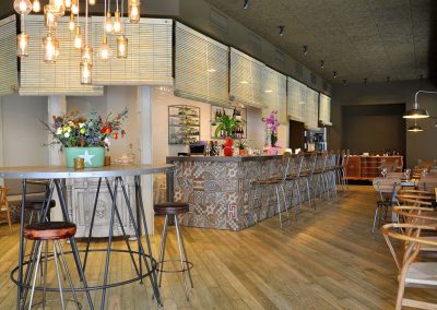 BodhiGreen, un restaurant végétarien dans le centre d'Alicante, par MisterWils, architecture d'intérieur, furniture for free souls