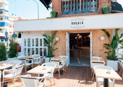 Rocala, nouveau restaurant du Groupe La Raza, par Persevera Producciones, avec MisterWils, furniture for free souls