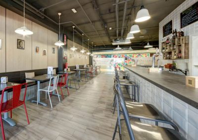 Moka Café, un café vintage en plein coeur de Séville, par MisterWils, architecture d'intérieur, décoration vintage, furniture for free souls