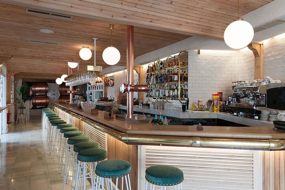 Le métal s’est imposé comme une référence en matière de déco d’intérieur depuis le Salon du Meuble de Milan et plus encore dans les revues...