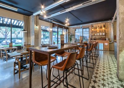 Kibo Gastro Club, un restaurant polyvalent à Séville-Est, par MisterWils, décorationm architecture d'intérieur, furniture for free souls