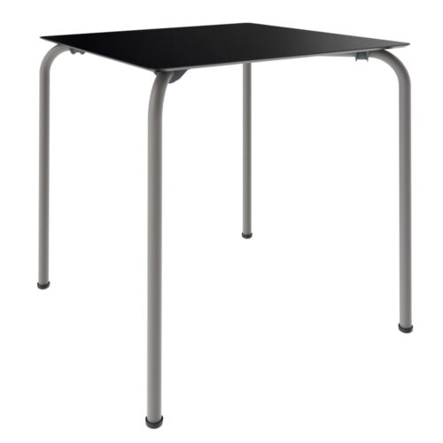 TABLE D'EXTÉRIEUR CORE avec structure en acier | Trouvez-la chez MisterWils. Plus de 4000m² d'exposition.