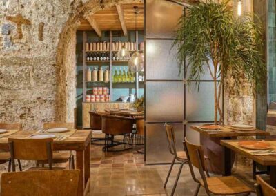 " La Chancha y los 20", nouveau projet MisterWils dans le centre de Cadix furniture for free souls, architecture d'intérieur, design, vintage, décoration...14