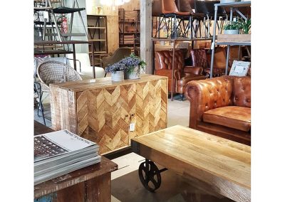 Blog MisterWils part à la rencontre de la décoratrice Elena Camacho: Elena Camacho est la jeune architecte d’intérieur qui se cache derrière le blog “Il était une fois la décoration”, un espace très stylé qui a vu le jour sur la toile il y a deux ans et demi. Nous l’avons rencontrée lors de la journée porte ouverte de MisterWils