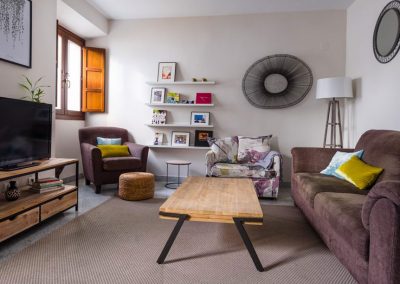 Blog MisterWils part à la rencontre de la décoratrice Elena Camacho: Elena Camacho est la jeune architecte d’intérieur qui se cache derrière le blog “Il était une fois la décoration”, un espace très stylé qui a vu le jour sur la toile il y a deux ans et demi. Nous l’avons rencontrée lors de la journée porte ouverte de MisterWils