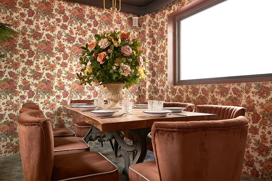 Prenez de l'avance sur les tendances et intégrez le velours à votre intérieur