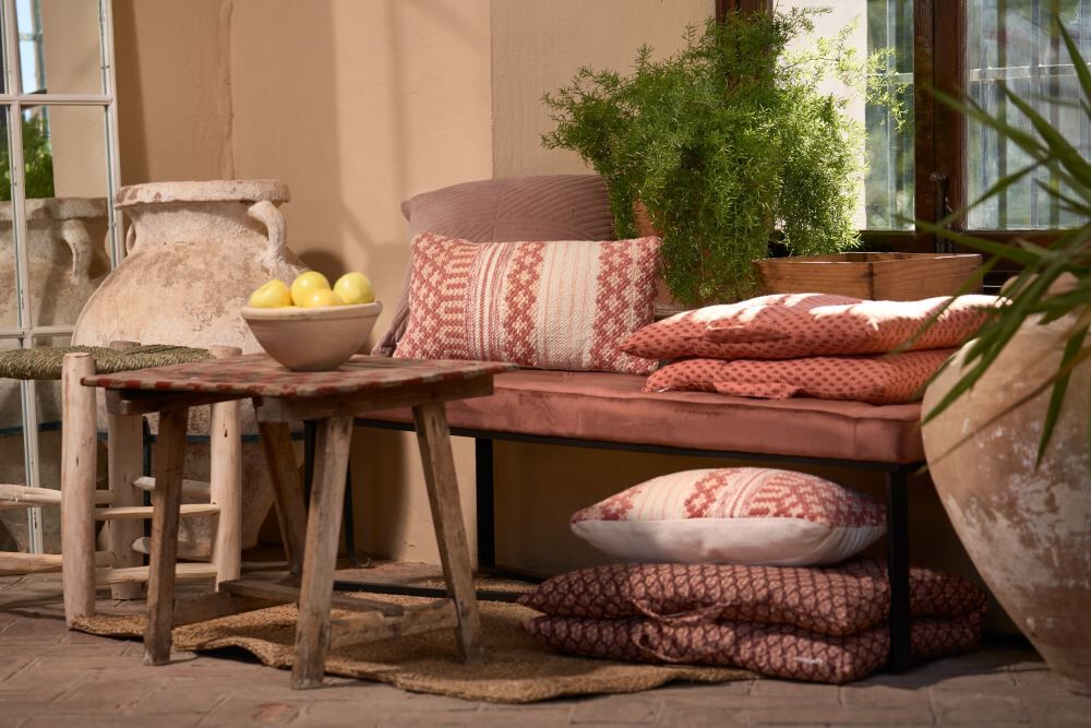 Les bancs en bois à la mode, et comment en tirer parti