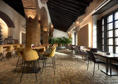 El Colmao, un nouveau restaurant décoré par Neuttro dans un ancien palais | MisterWils, furniture for free souls industriel, vintage, scandinave...