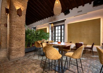 El Colmao, un nouveau restaurant décoré par Neuttro dans un ancien palais | MisterWils, furniture for free souls industriel, vintage, scandinave...