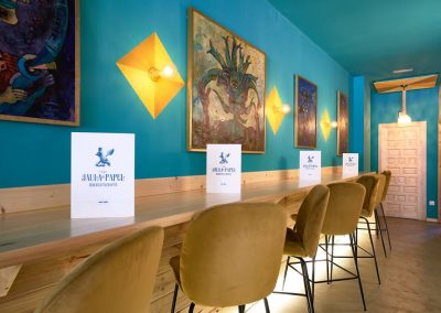 La Jaula de Papel, un restaurant atypique en plein coeur de Séville | MisterWils, furniture for free souls, vintage, scandinave, sofas, chaises...