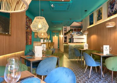 La Jaula de Papel, un restaurant atypique en plein coeur de Séville | MisterWils, furniture for free souls, vintage, scandinave, sofas, chaises...