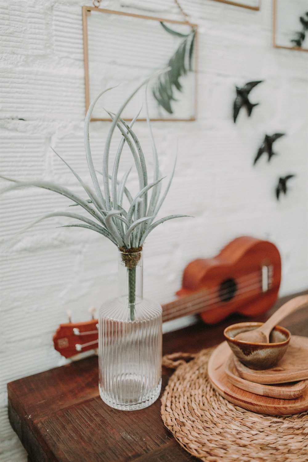 misterwils-table-rural RURAL BROWN Table de style vintage en bois tropicale. Pliable | Trouvez-la chez Mister Wils. Plus de 4000m² d'exposition. Buffets, étagères, luminaires, tables, chaises, canapés et banquettes, tabourets, ventilateurs, plantes artificielles...