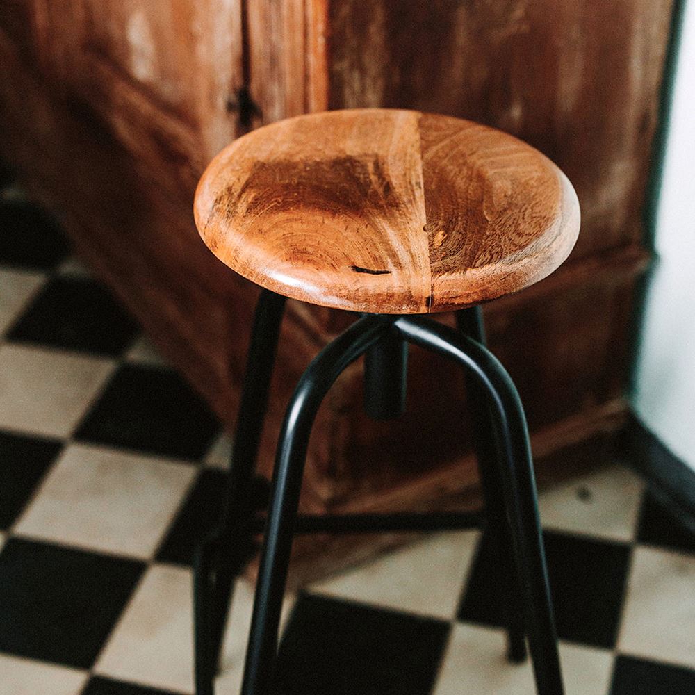 misterwils-session-sanderson-1 TABOURET HAUT EN MÉTAL SANDERSON | Trouvez-la chez MisterWils. Plus de 4000m² d'exposition. 8