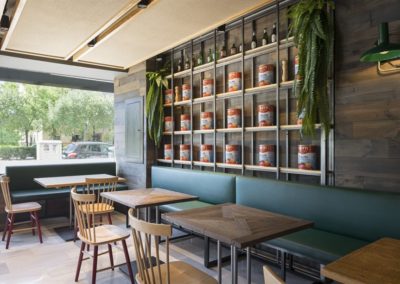 Rénovation de la Pizzeria Al Gusto Tapas par CM4 | MisterWils, furniture for free souls, architecte d'intérieur, mobilier vintage, industriel, scandinave...