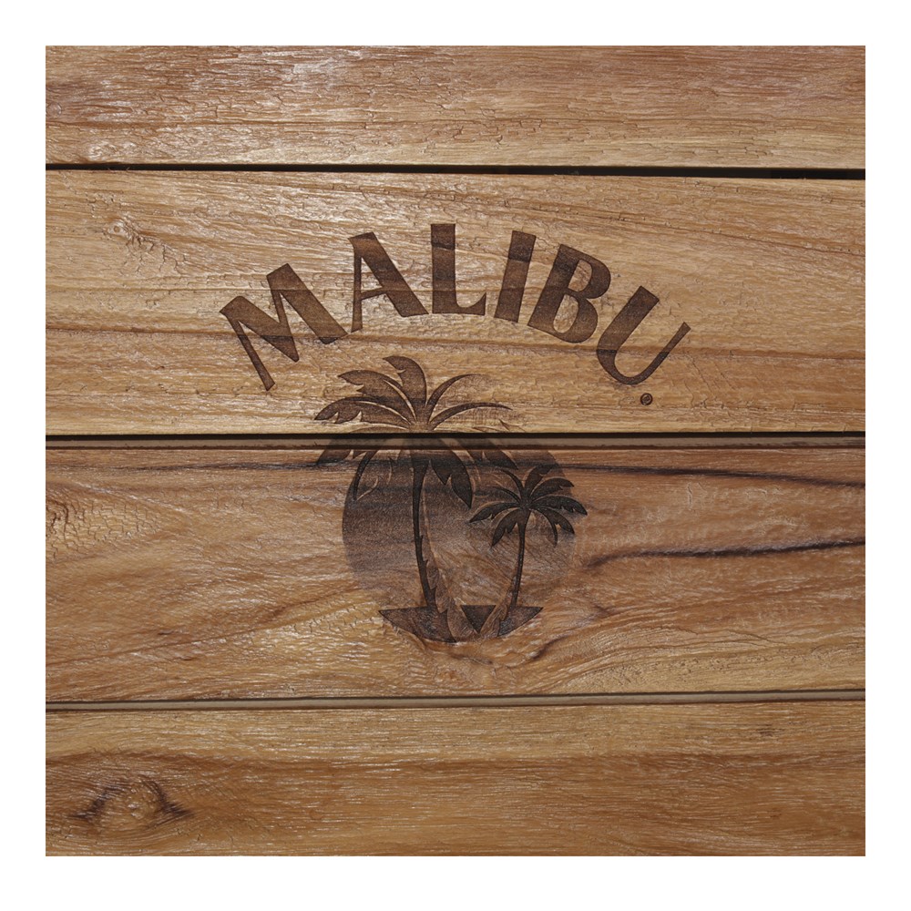 misterwils-gravure-laser-bois-20x20-1 Gravure au laser sur bois par un système contrôlé par ordinateur.Personnalisez n'importe quel modèle parmi nos plateau en bois 2