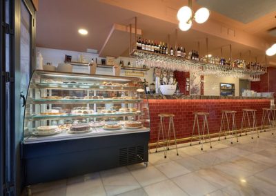 Rénovation du restaurant Doña Encarna par FABI, la fabrique des bonnes idées | MisterWils, furniture for free souls.