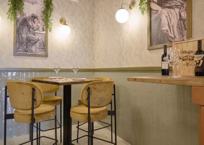 Rénovation du restaurant Doña Encarna par FABI, la fabrique des bonnes idées | MisterWils, furniture for free souls.