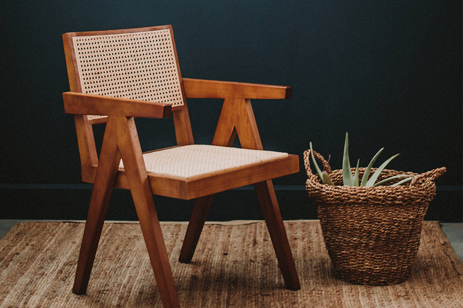 Les chaises en bois et métal les plus emblématiques du style Mid Century