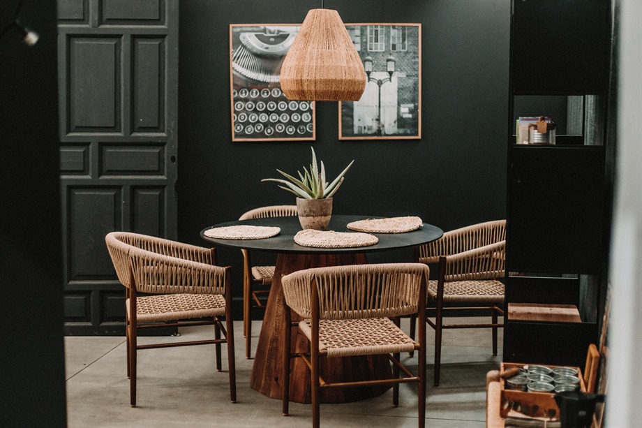 Les tables rondes en bois qui s’adaptent le mieux dans votre maison