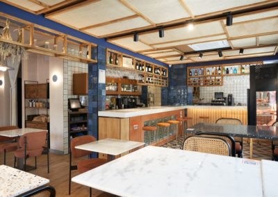 Le célèbre temple sevillan des ‘caracoles’ et ‘cabrillas’ rénove son établissement pour une esthétique moderne et fonctionnelle.11