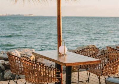 Amarola est le nouveau concept gastronomique créé par le chef Alejandro Alcántara dans une ambiance parfaite en bord de mer.20