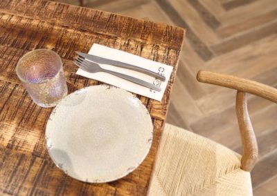 Pecado Sevilla, un restaurant décoré par GRstudio, le résultat d'une réforme globale d'un établissement fermé depuis plus de 10 ans. 11