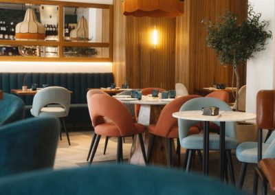 ORIGEN, retour aux sources à Caceres | MisterWils, furniture for free souls. Plus de 4000m² d'exposition. Buffets, étagères...2