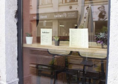 Babine, situé dans l'un des quartiers les plus animés de Lyon, est un bistro français moderne aux influences art déco 2