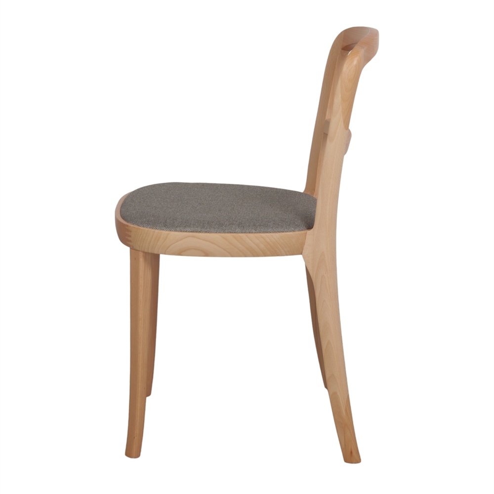 misterwils-chaise-bois-tapissee-douglas-3 CHAISE EN BOIS TAPISSÉE DOUGLAS style nordique | Trouvez-la chez MisterWils. Plus de 4000m² d'exposition. 3