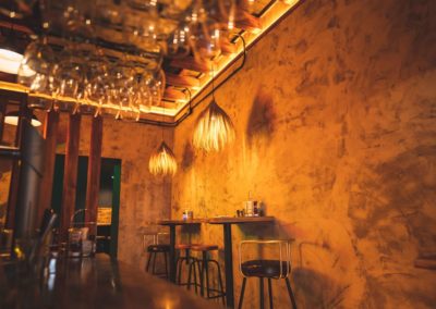 Changement d'image, mais leurs burgers restent les mêmes | MisterWils, furniture for free souls 5