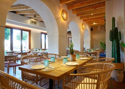 La Salina | Une terrasse spectaculaire sur les rives du Guadalquivir et un intérieur lumineux de style méditerranéen. 12