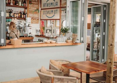 Wanaka Tarifa, un espace healthy de style méditerranéen | MisterWils, furniture for free souls 6