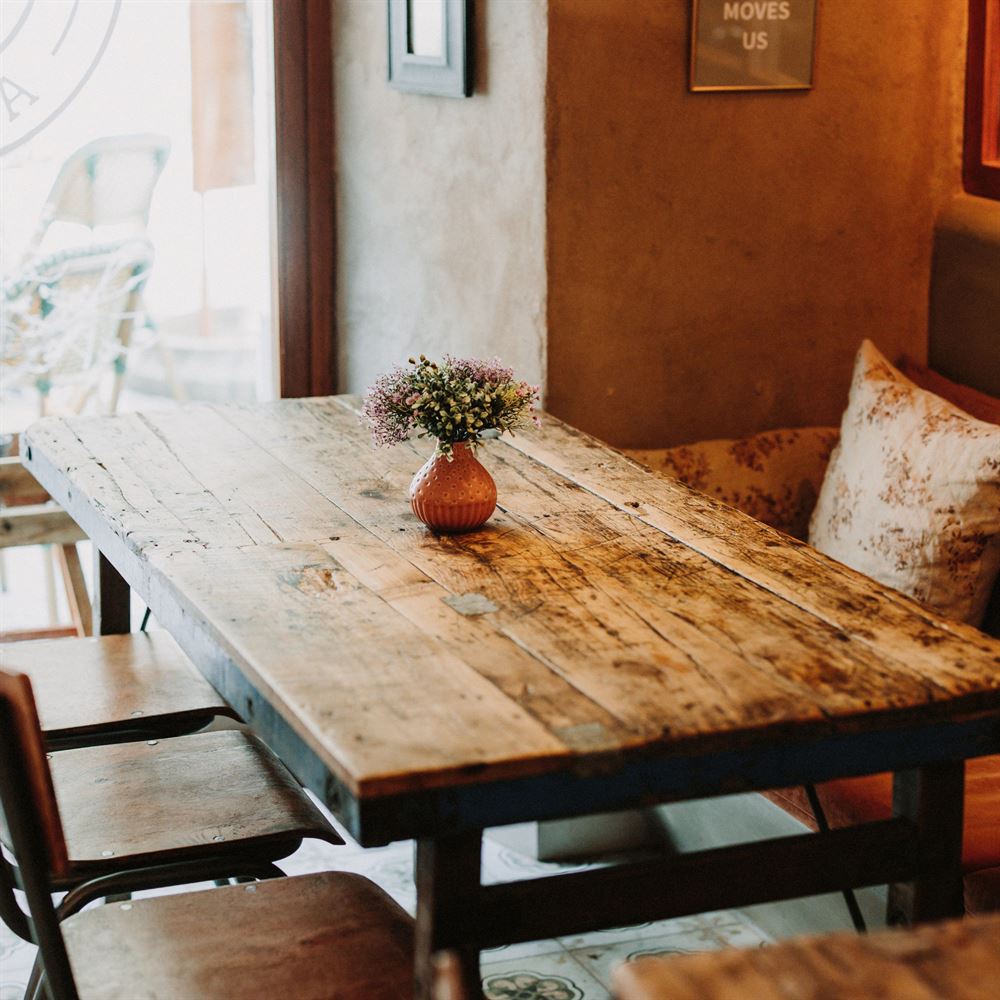misterwils-session-imperial TABLE PLIANTE EN BOIS IMPERIAL style industriel | Trouvez-la chez MisterWils. Plus de 4000m² d'exposition. Shooting Photo 4
