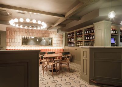 Da Luigi, une pizzeria aux ambiances multiples harmonisées par Pablo Baruc | MisterWils, furniture for free souls 4