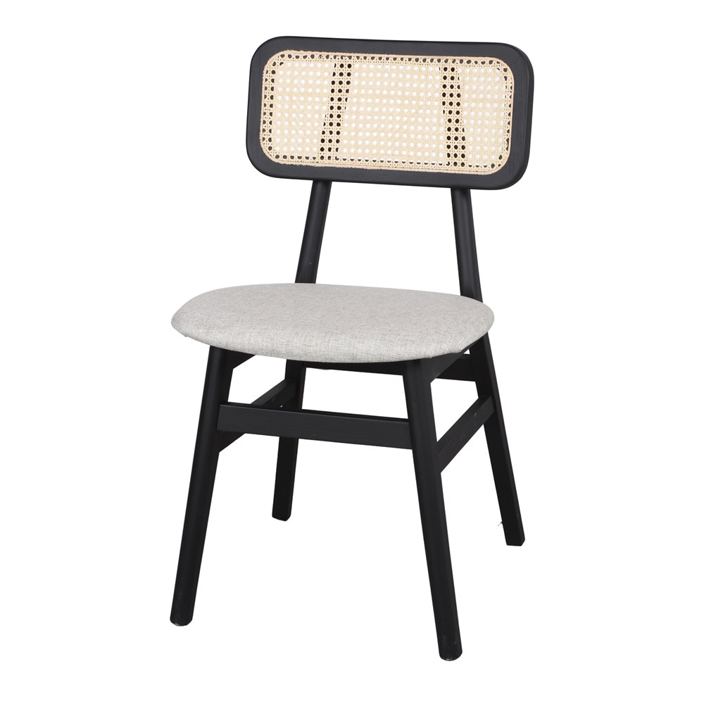 misterwils-chaise-bois-blasako-sable-1 CHAISE EN BOIS BLASAKO, de style Nordique | Trouvez-la chez MisterWils. Plus de 4000m² d'exposition. 4