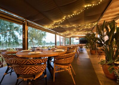 Le Groupe Lantana sur la route du succès : "El Esturión", le début d'une nouvelle étape | MisterWils. Plus de 4000m² d'exposition. 6