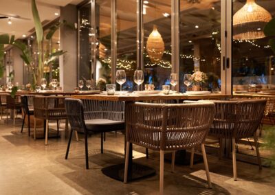 Le Groupe Lantana sur la route du succès : "El Esturión", le début d'une nouvelle étape | MisterWils. Plus de 4000m² d'exposition. 10