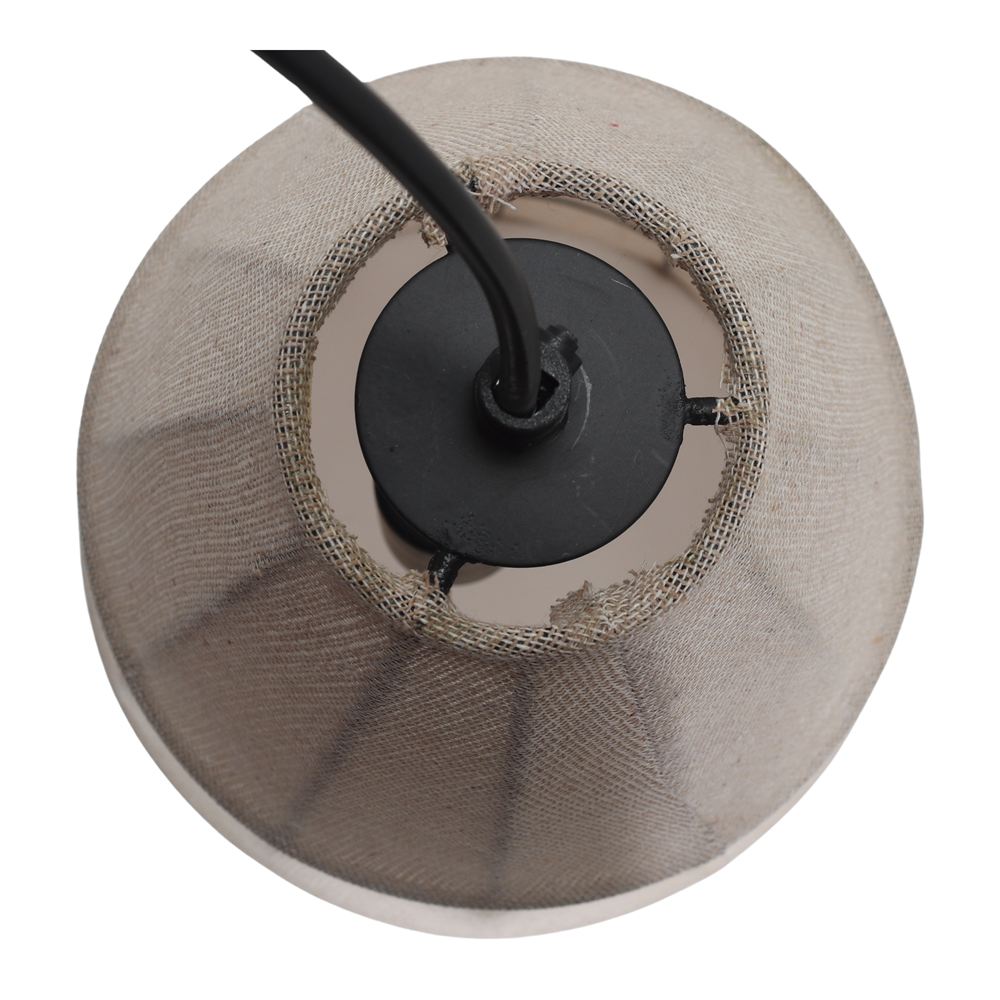 LAMPE PLAFONNIER ANITA, de style Scandinave | Trouvez-la chez MisterWils. Plus de 4000m² d'exposition. 4