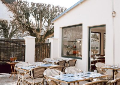 Bacio Terrazza, la fusion parfaite entre Trattoria italienne et Bistro français | Misterwils, furniture for free souls. Plus de 4000m² d'exposition. 7