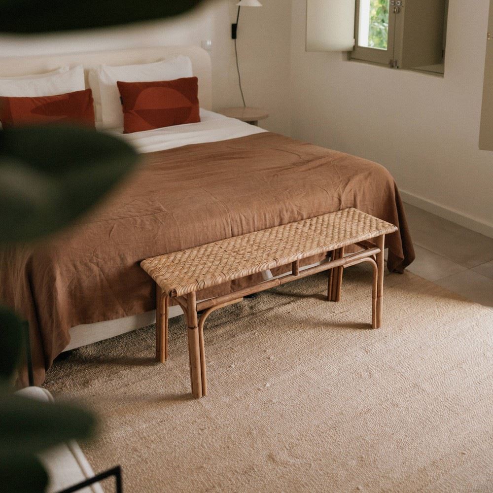 misterwils-session-photos-portugal-ete-banc-theo-1 BANC EN ROTIN NATUREL THEO, style méditerranéen | Trouvez-la chez MisterWils. Plus de 4000m² d'exposition. 1 Session Photos Portugal Été 2024