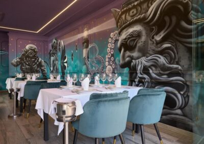 Le restaurant Mara rouvre ses portes après une rénovation des plus artistiques | Architecture d'intérieur, MisterWils. Plus de 4000m² d'exposition 5