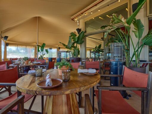 Oyana, un restaurant sur la plage d’essence 100% méditerranéenne