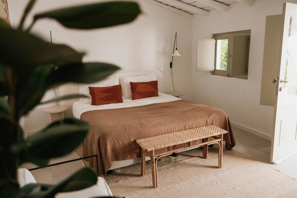 Décorer une chambre n’est pas une tâche facile et chaque détail compte pour créer un environnement cosy et fonctionnel. L'un de ces détails qui peuvent faire une grande différence dans le style et le confort de votre pièce sont les banquettes de bouts de lit. 8