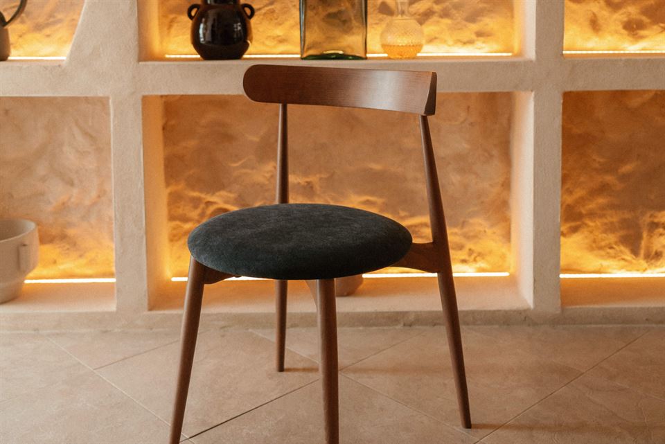 5 conseils pour choisir des chaises de salon modernes en 2025